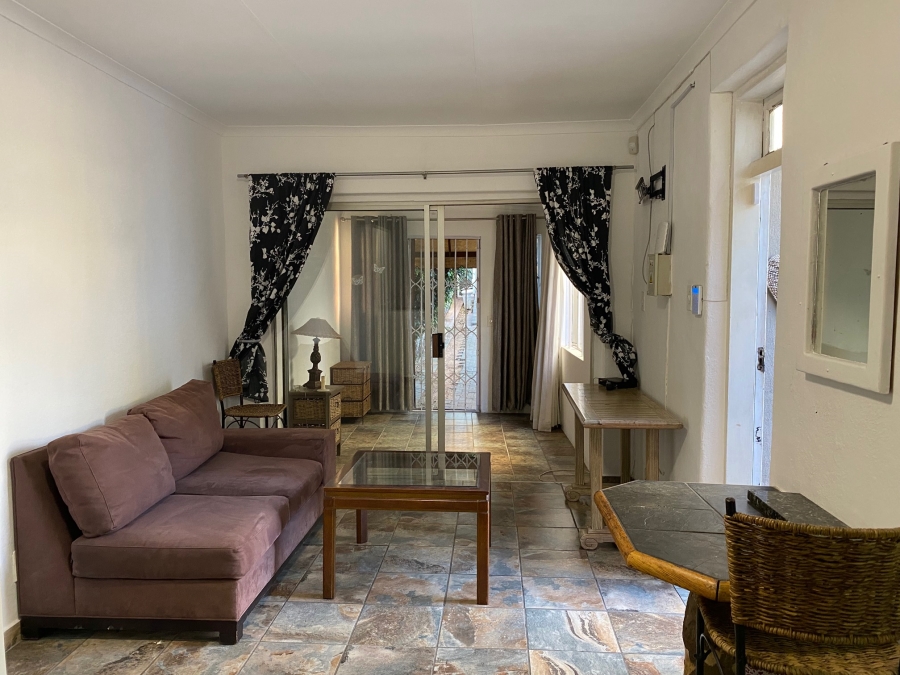 To Let 1 Bedroom Property for Rent in Parkmore Gauteng