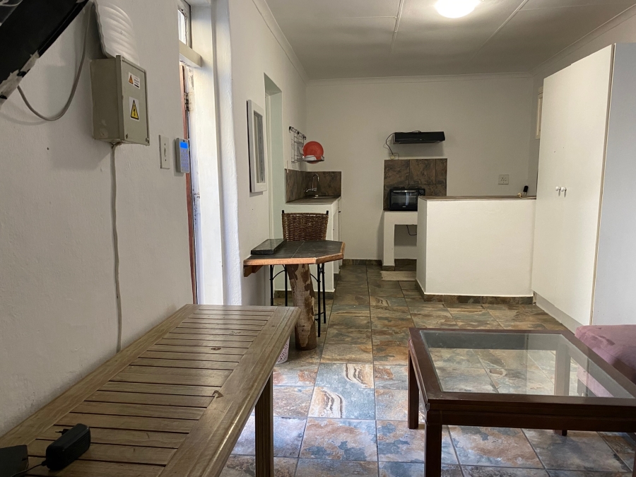 To Let 1 Bedroom Property for Rent in Parkmore Gauteng