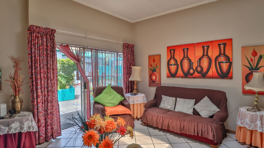 3 Bedroom Property for Sale in Verwoerdpark Gauteng