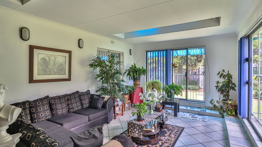 3 Bedroom Property for Sale in Verwoerdpark Gauteng