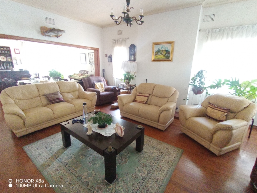 3 Bedroom Property for Sale in Cyrildene Gauteng