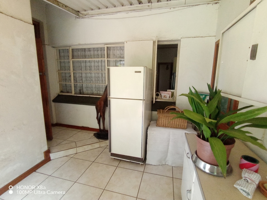 3 Bedroom Property for Sale in Cyrildene Gauteng