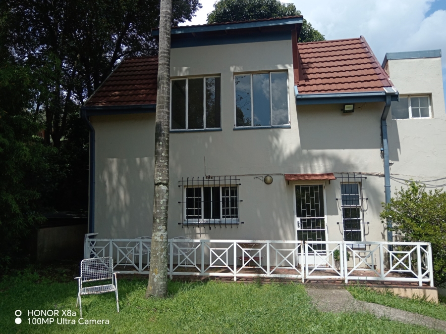 3 Bedroom Property for Sale in Cyrildene Gauteng