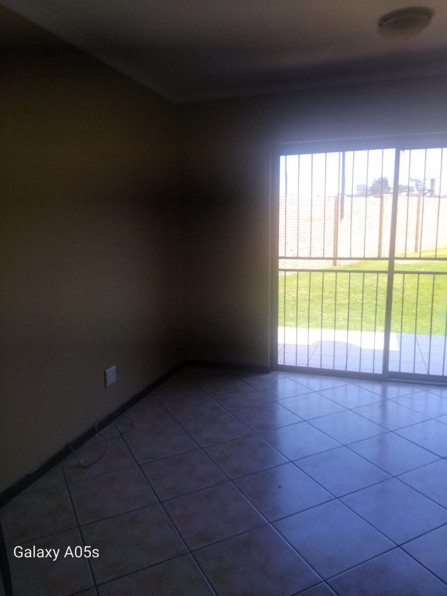 2 Bedroom Property for Sale in Ravensklip Gauteng