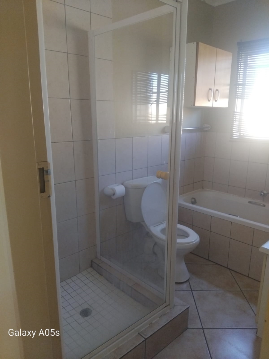 2 Bedroom Property for Sale in Ravensklip Gauteng