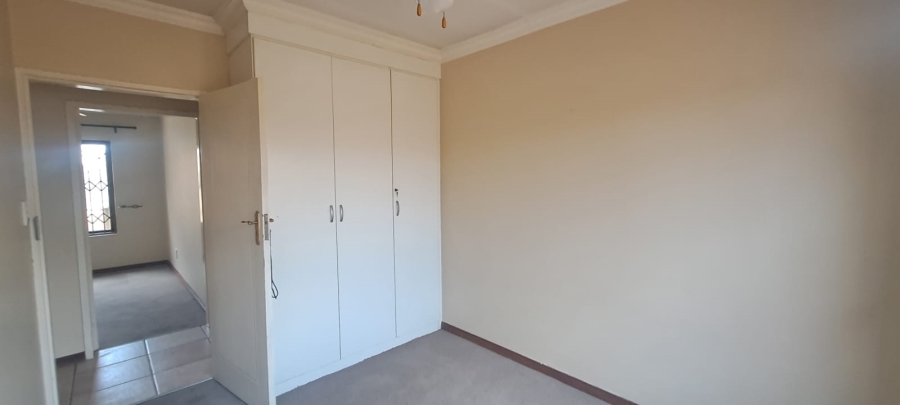 3 Bedroom Property for Sale in Hughes Gauteng