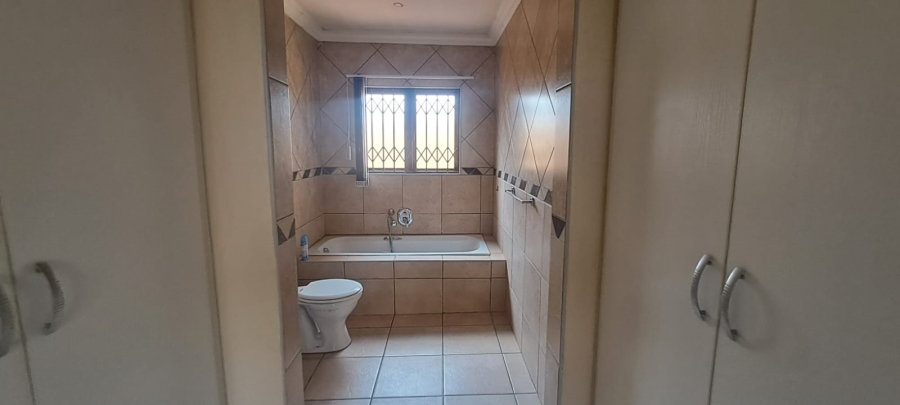 3 Bedroom Property for Sale in Hughes Gauteng