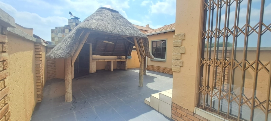 3 Bedroom Property for Sale in Hughes Gauteng