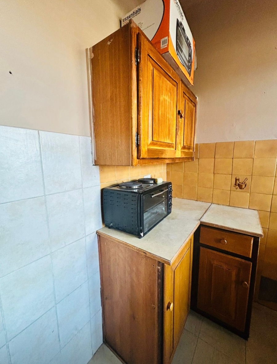 1 Bedroom Property for Sale in Springs Central Gauteng