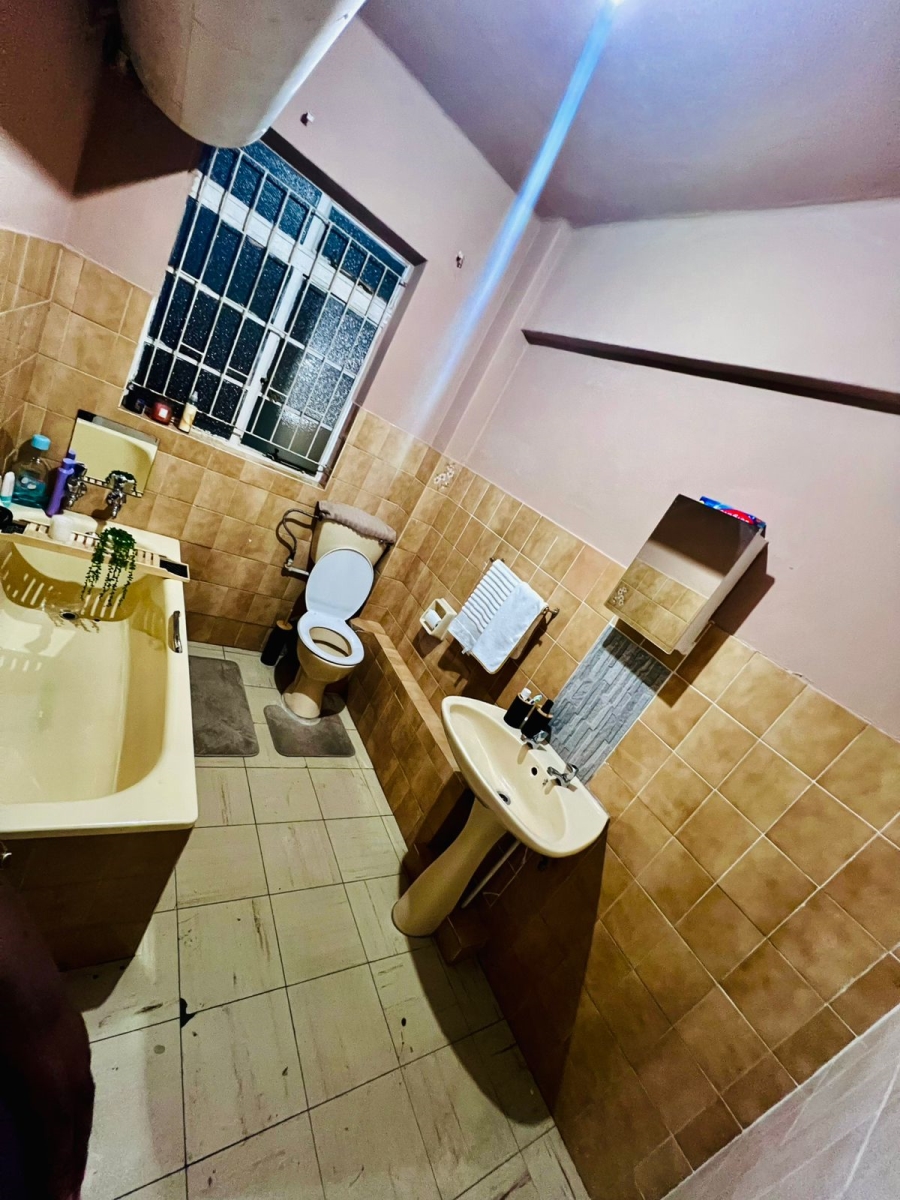 1 Bedroom Property for Sale in Springs Central Gauteng