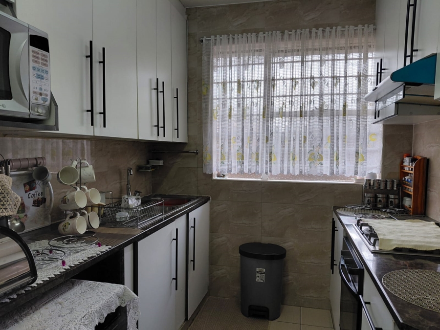 2 Bedroom Property for Sale in Benoni Central Gauteng