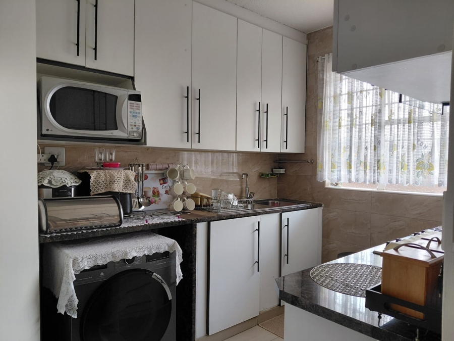 2 Bedroom Property for Sale in Benoni Central Gauteng