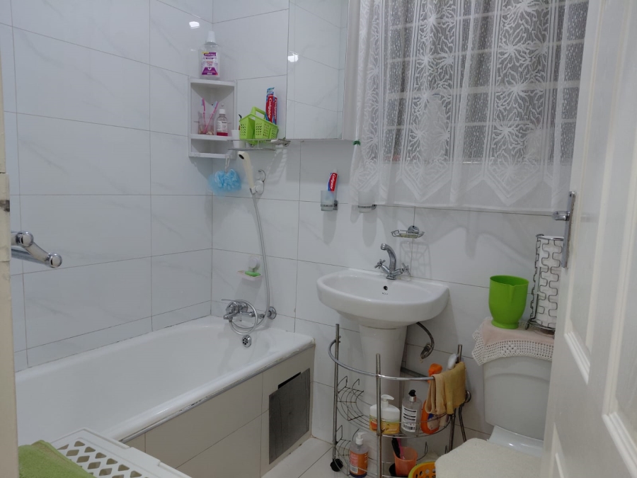 2 Bedroom Property for Sale in Benoni Central Gauteng