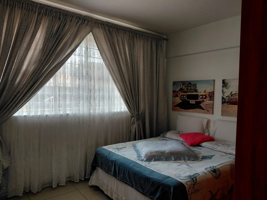 2 Bedroom Property for Sale in Benoni Central Gauteng