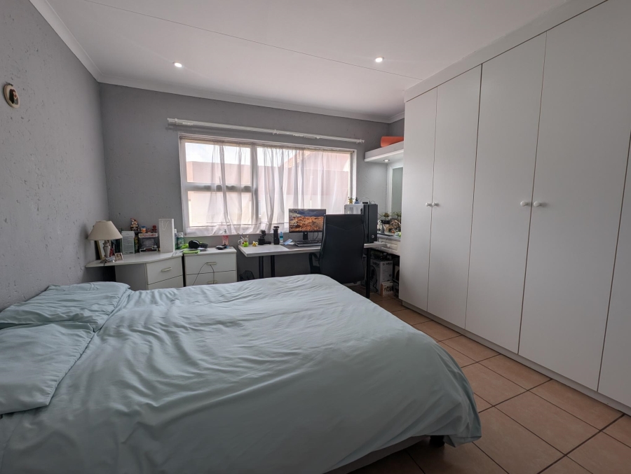 2 Bedroom Property for Sale in Bedford Gardens Gauteng