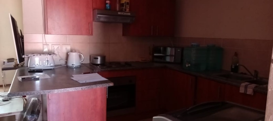 To Let 2 Bedroom Property for Rent in Comet Gauteng
