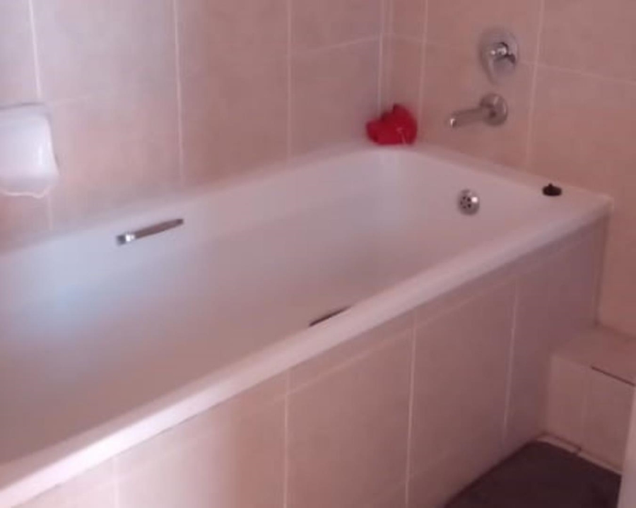 To Let 2 Bedroom Property for Rent in Comet Gauteng