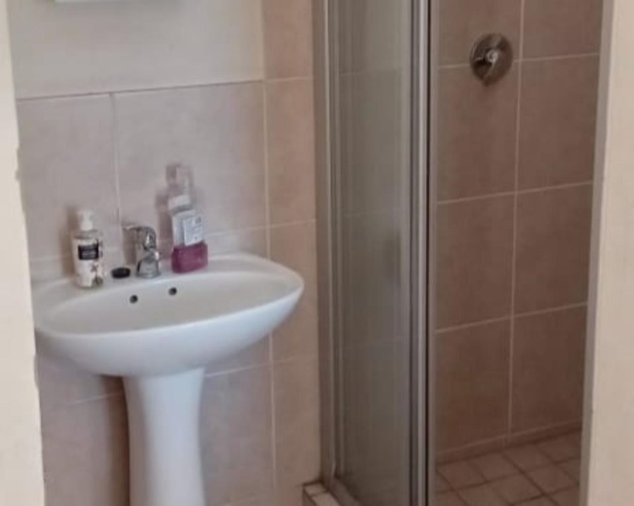 To Let 2 Bedroom Property for Rent in Comet Gauteng