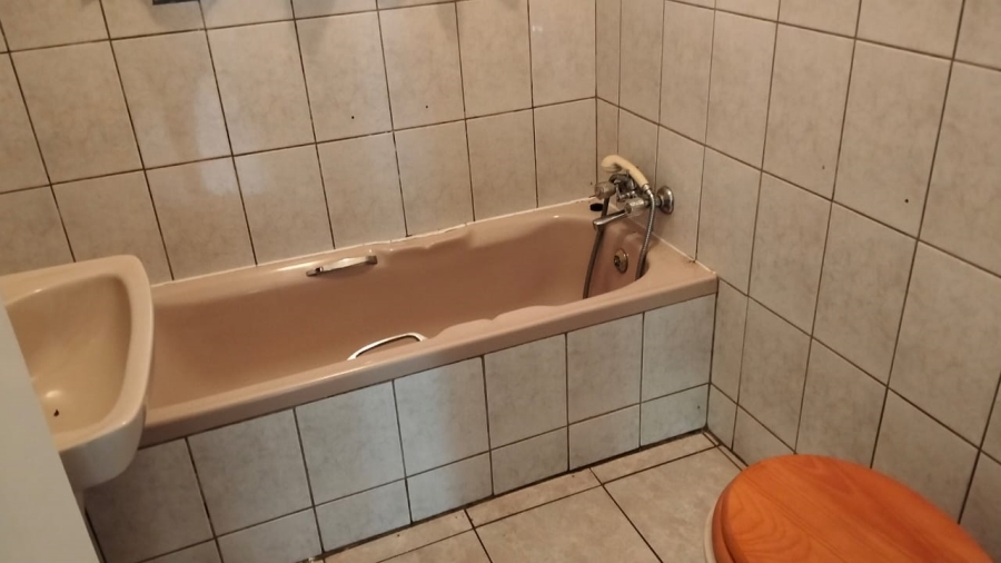 5 Bedroom Property for Sale in Henley on Klip Gauteng