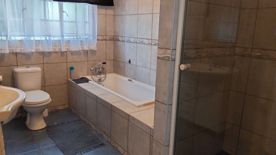 5 Bedroom Property for Sale in Henley on Klip Gauteng