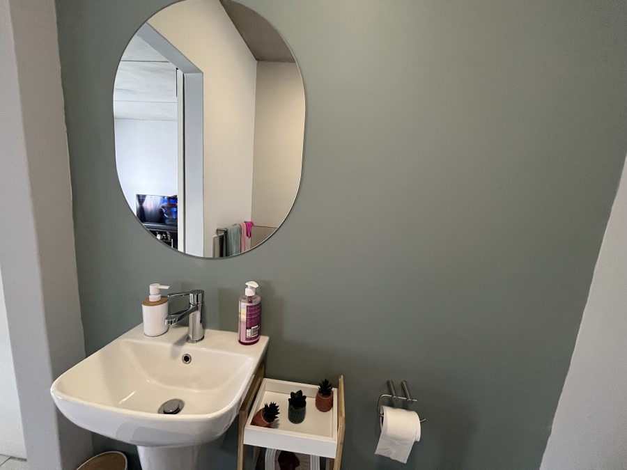 2 Bedroom Property for Sale in South Hills Gauteng