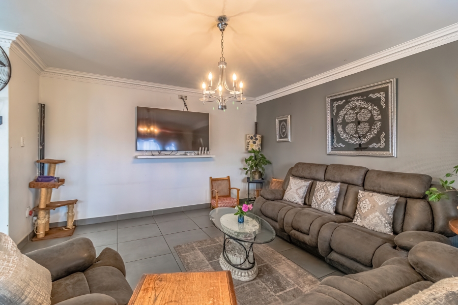 3 Bedroom Property for Sale in South Hills Gauteng