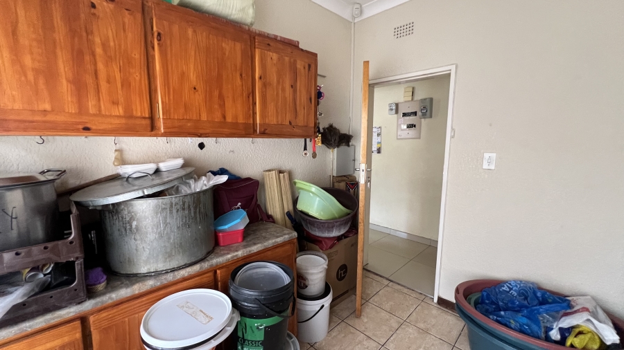 4 Bedroom Property for Sale in Greenhills Gauteng