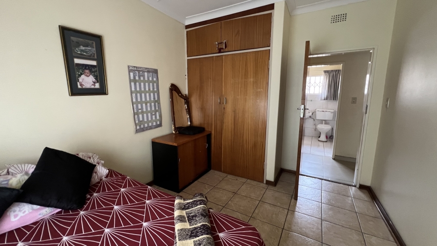 4 Bedroom Property for Sale in Greenhills Gauteng