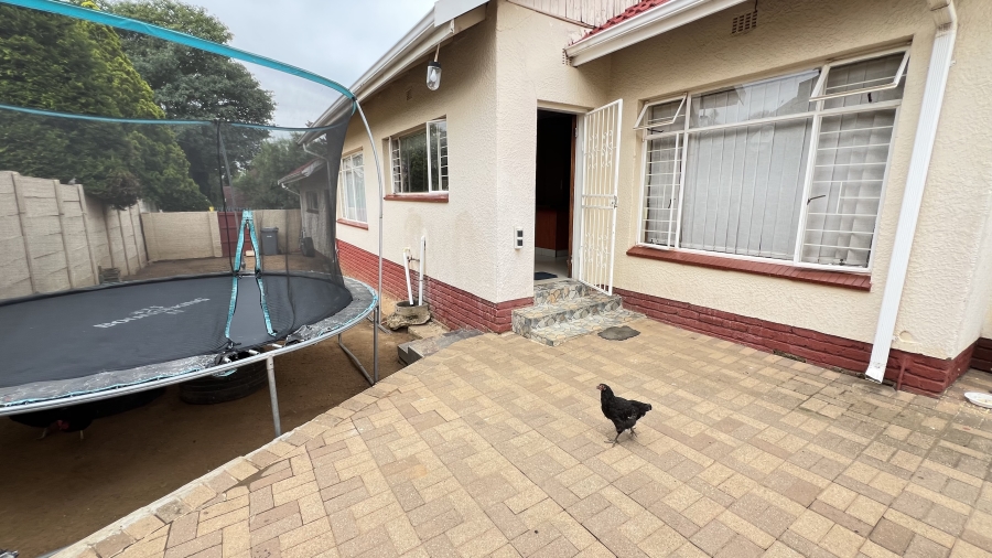 4 Bedroom Property for Sale in Greenhills Gauteng