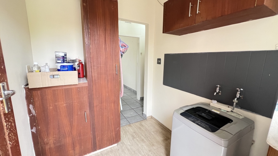 3 Bedroom Property for Sale in Helikonpark Gauteng