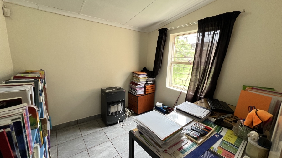 3 Bedroom Property for Sale in Helikonpark Gauteng