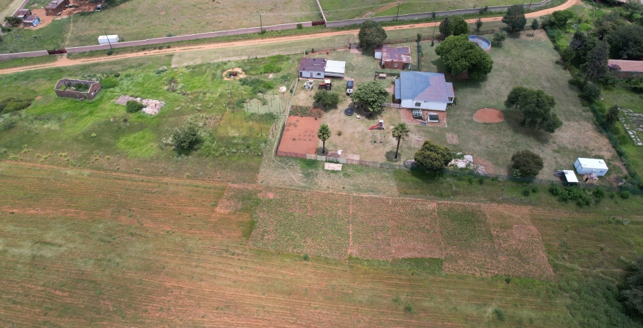 4 Bedroom Property for Sale in Vleikop A H Gauteng