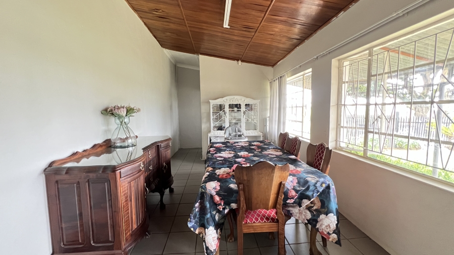 4 Bedroom Property for Sale in Vleikop A H Gauteng