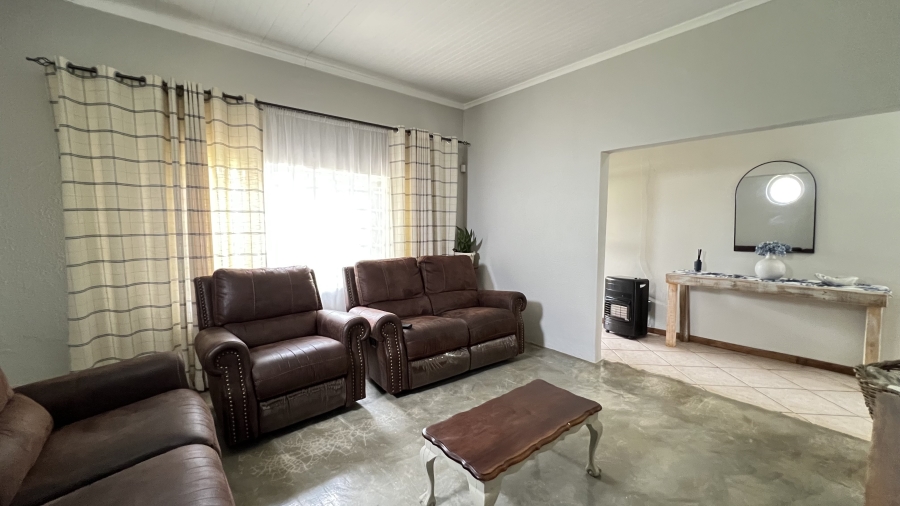 4 Bedroom Property for Sale in Vleikop A H Gauteng