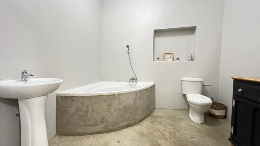 4 Bedroom Property for Sale in Vleikop A H Gauteng