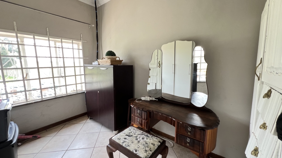 4 Bedroom Property for Sale in Vleikop A H Gauteng