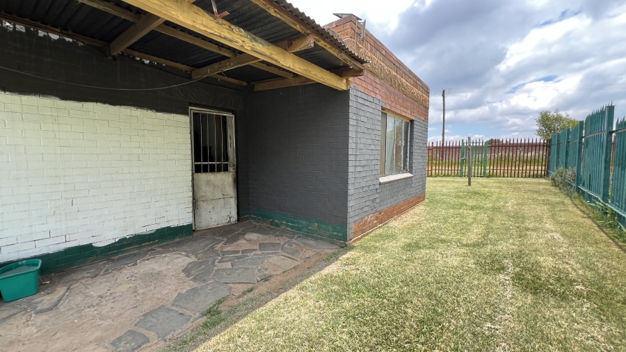 4 Bedroom Property for Sale in Vleikop A H Gauteng