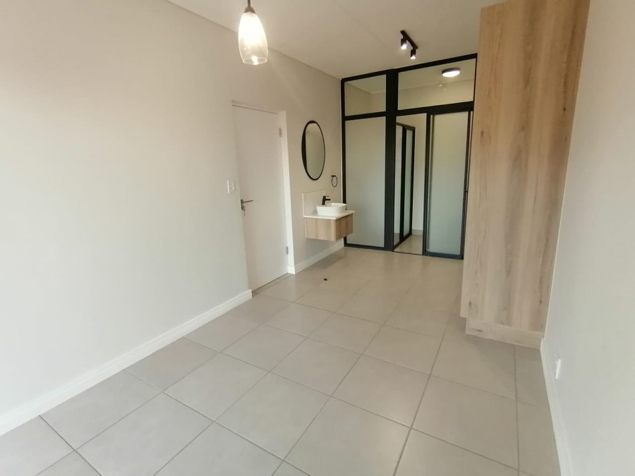 2 Bedroom Property for Sale in Mulbarton Gauteng