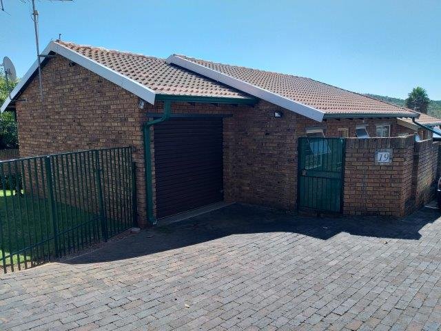 To Let 2 Bedroom Property for Rent in Rangeview Gauteng