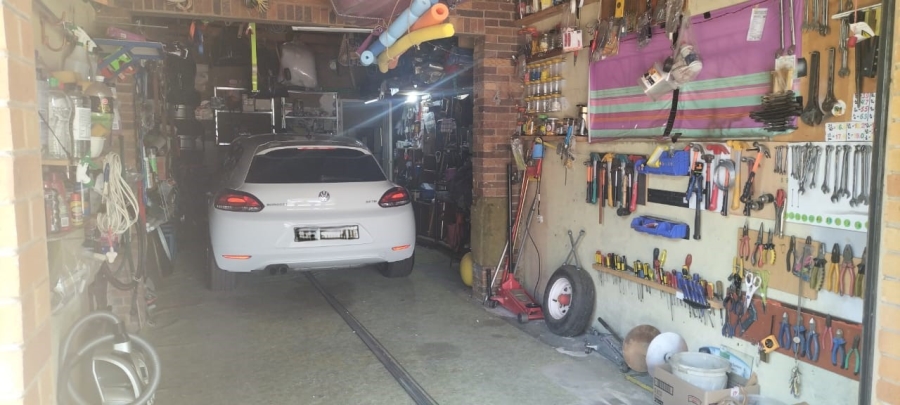 3 Bedroom Property for Sale in Homelake Gauteng