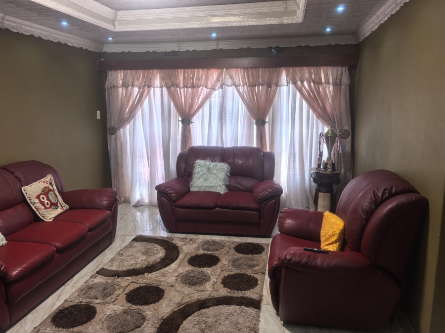3 Bedroom Property for Sale in Witpoortjie Gauteng