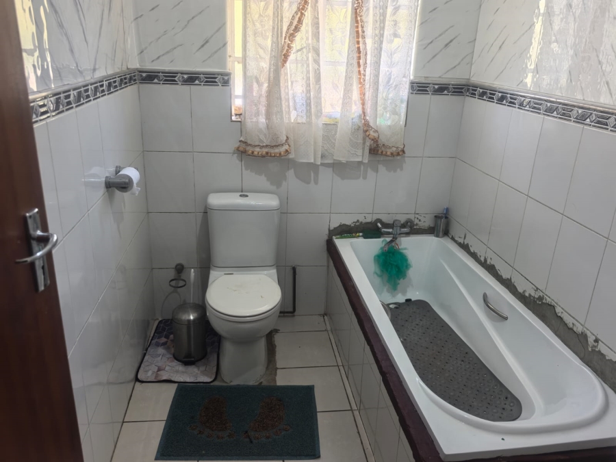 3 Bedroom Property for Sale in Witpoortjie Gauteng