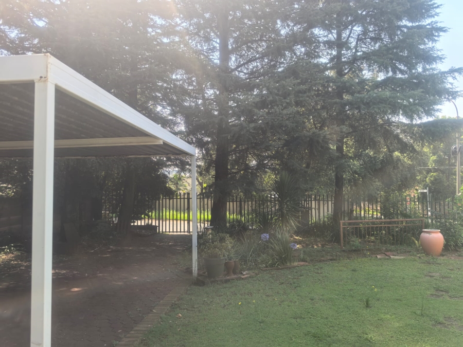 3 Bedroom Property for Sale in Witpoortjie Gauteng