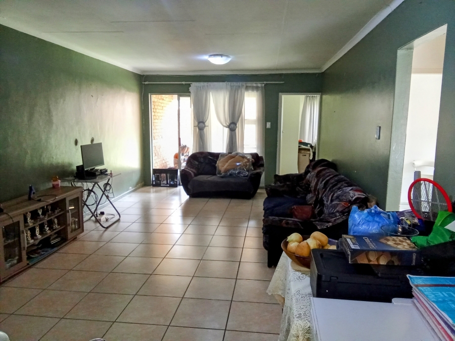 3 Bedroom Property for Sale in Allens Nek Gauteng
