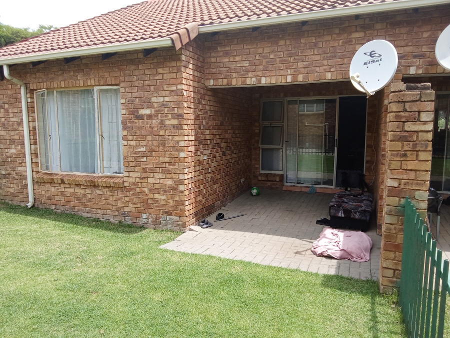 3 Bedroom Property for Sale in Allens Nek Gauteng