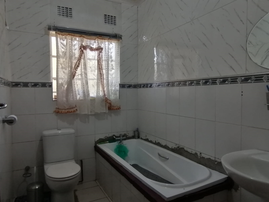 3 Bedroom Property for Sale in Witpoortjie Gauteng