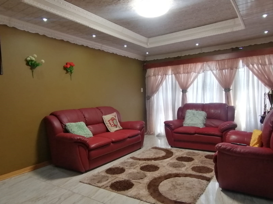 3 Bedroom Property for Sale in Witpoortjie Gauteng