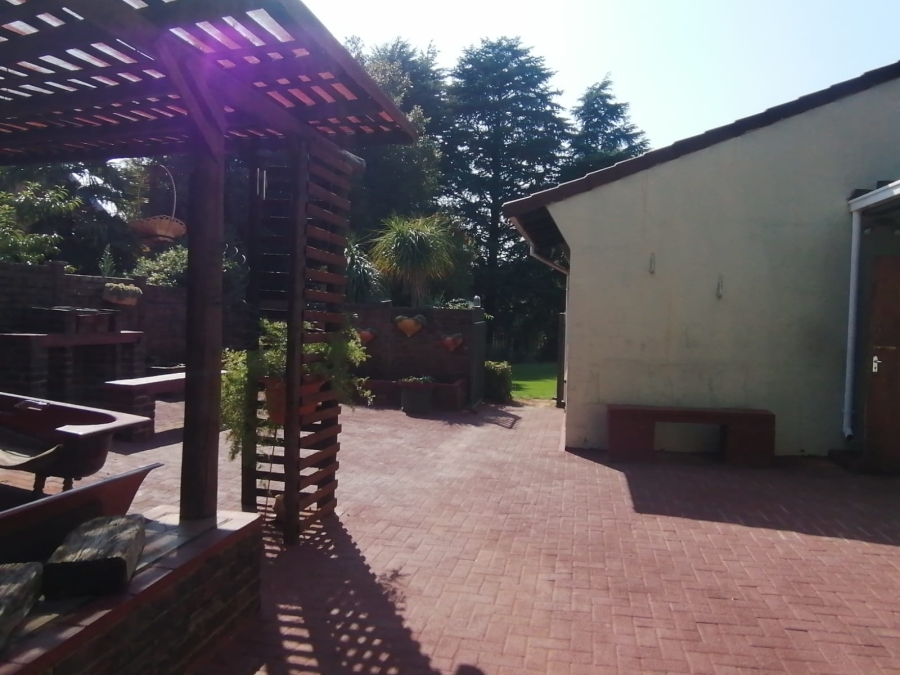 3 Bedroom Property for Sale in Witpoortjie Gauteng