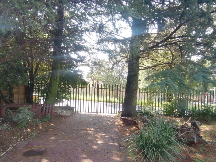 3 Bedroom Property for Sale in Witpoortjie Gauteng