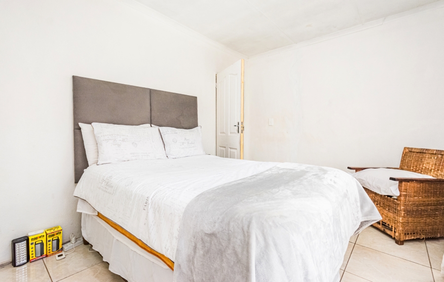 3 Bedroom Property for Sale in Mohlakeng Gauteng